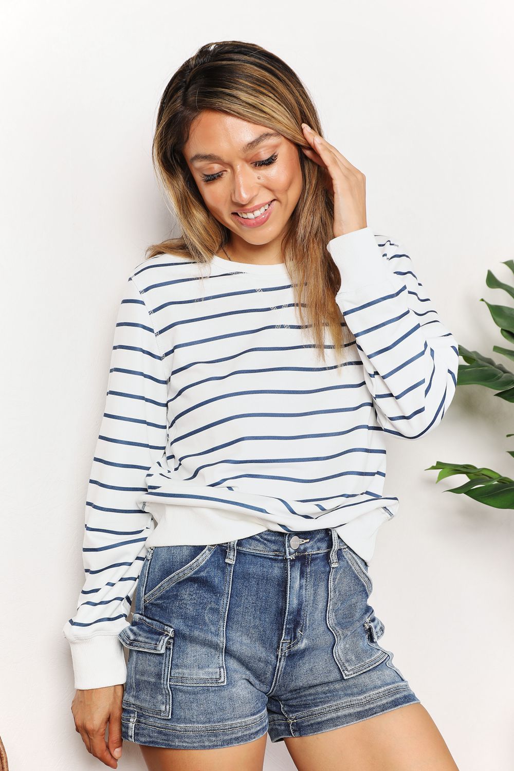 Classic striped top for women – detail view