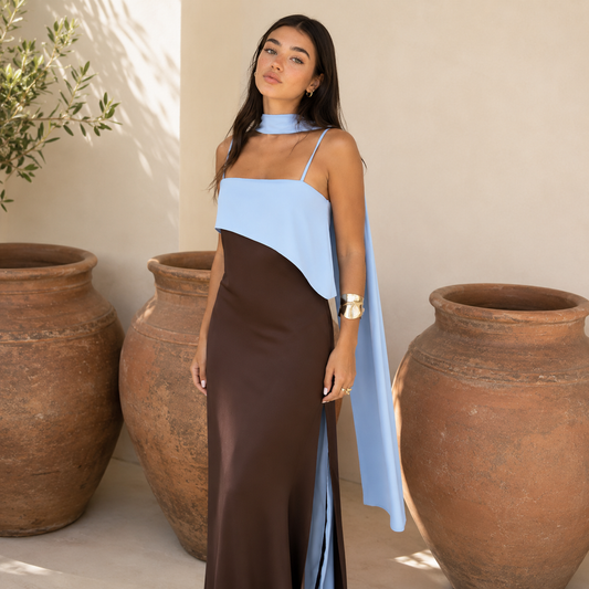 Ombré maxi dress with pleated skirt – movement detail