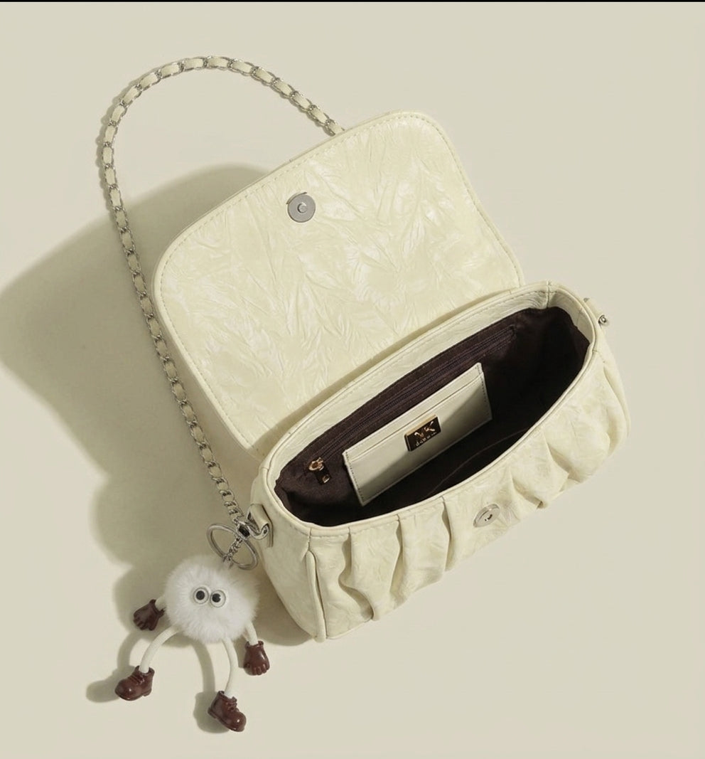 Ruched Chain