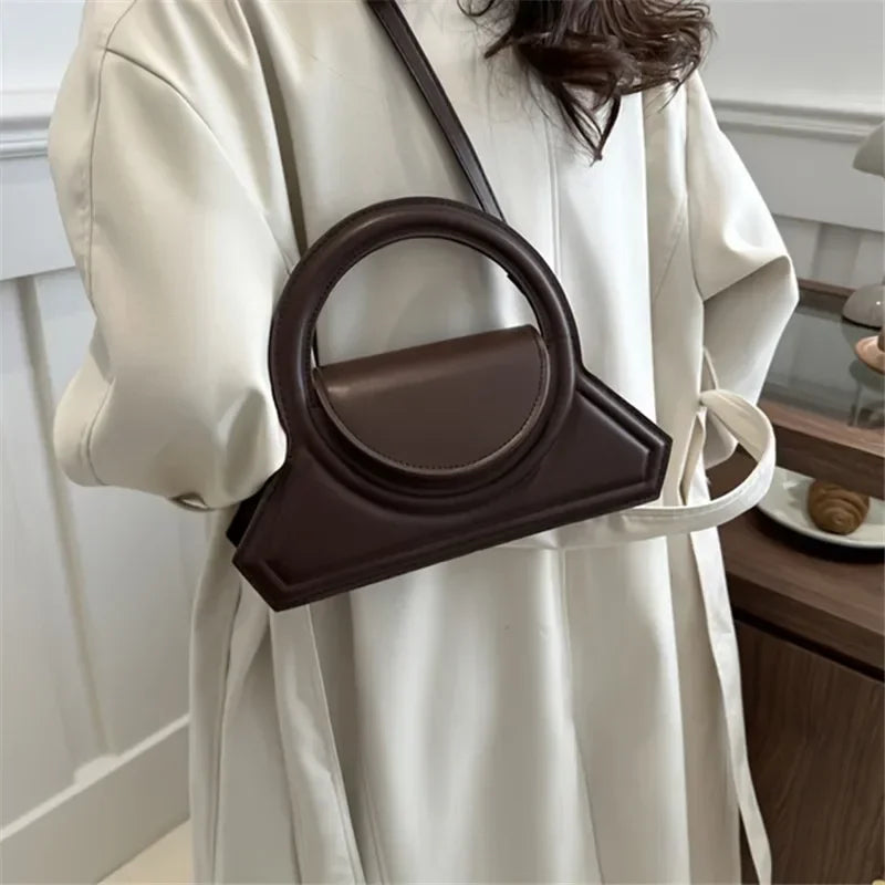 Sculptural Saddle Bag styling