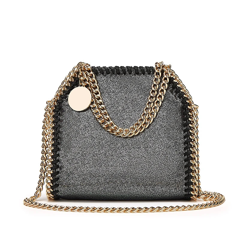 Luna chain shoulder handbag detail view
