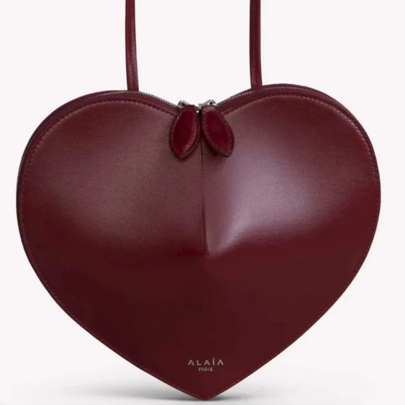 Amour heart handbag fashion detail | ORLEVE