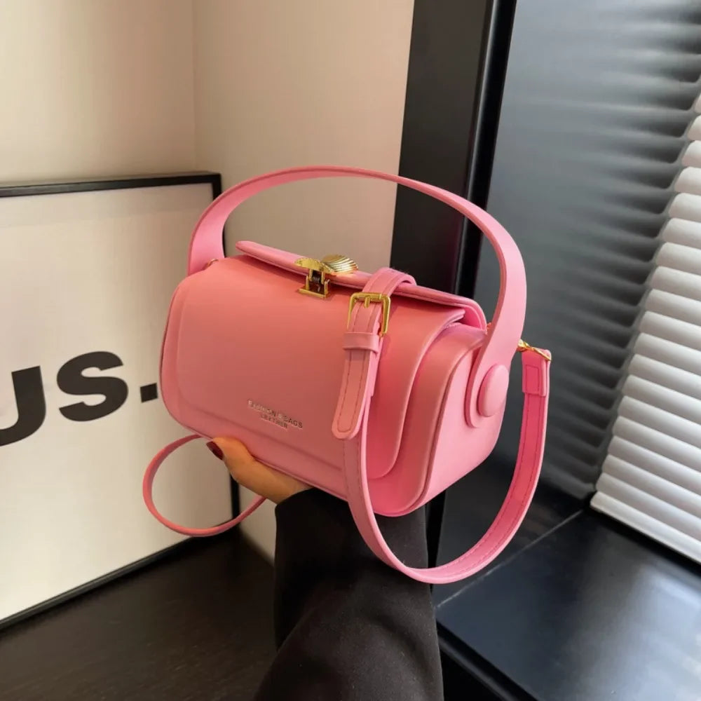 Barrel handbag close view | ORLEVE