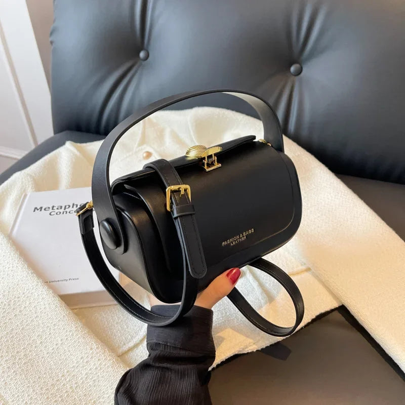 Barrel handbag styling view | ORLEVE