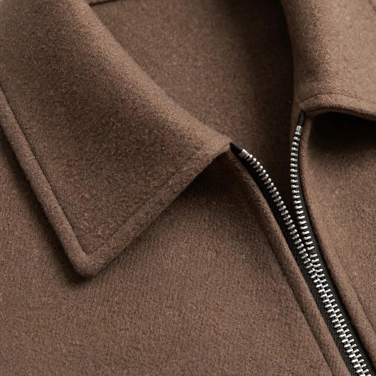 Dropped Shoulder Jacket in Brown – lapel close-up