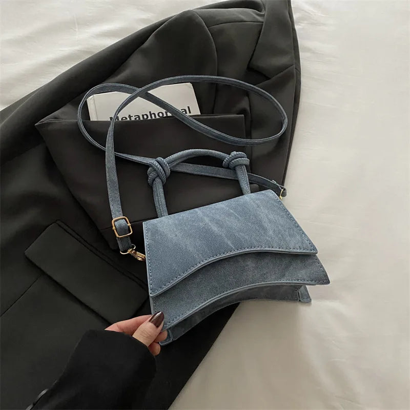 Knotted crossbody bag for women | ORLEVE