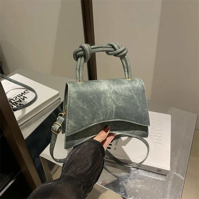 Knotted crossbody bag for women | ORLEVE