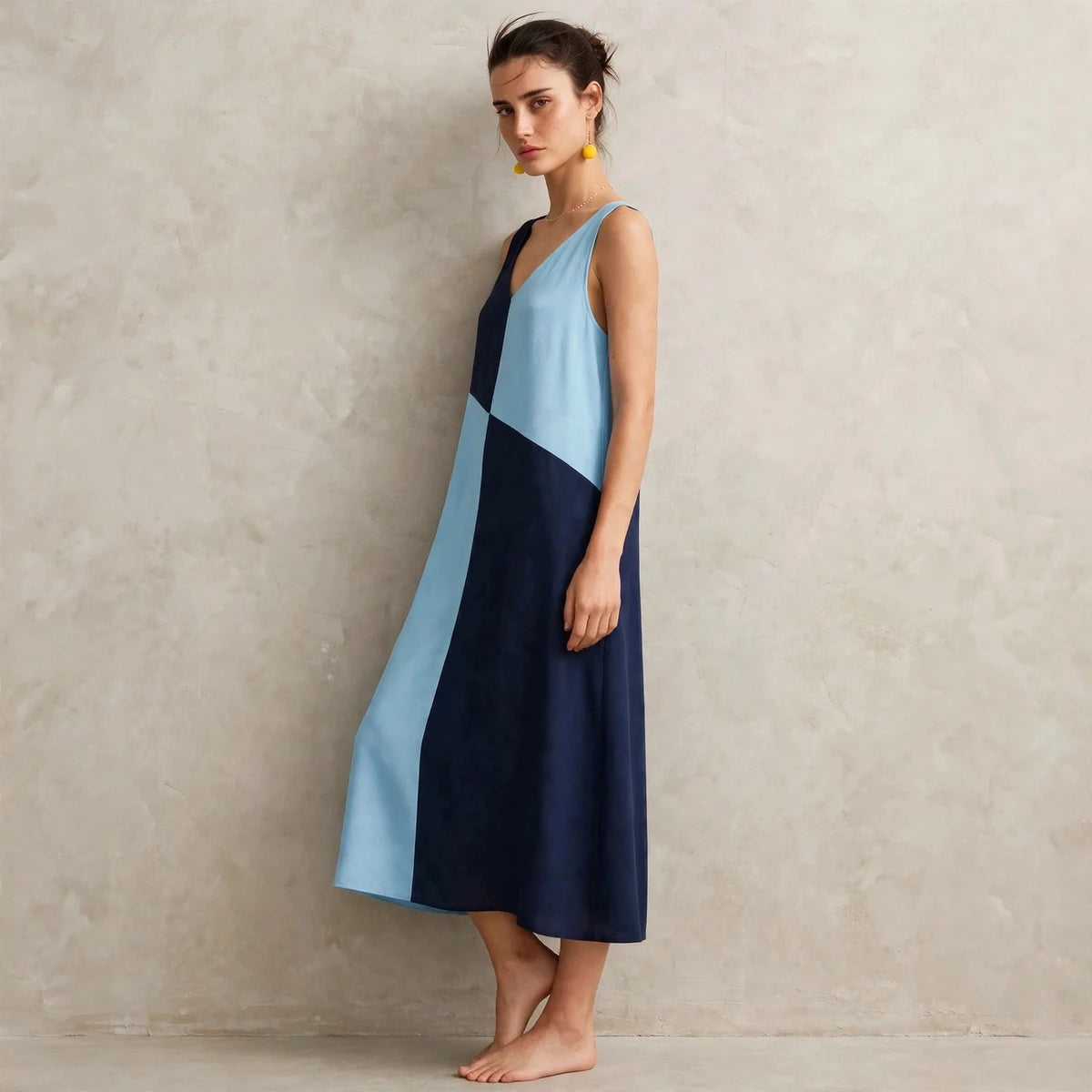 light blue color block sleeveless maxi dress – front view