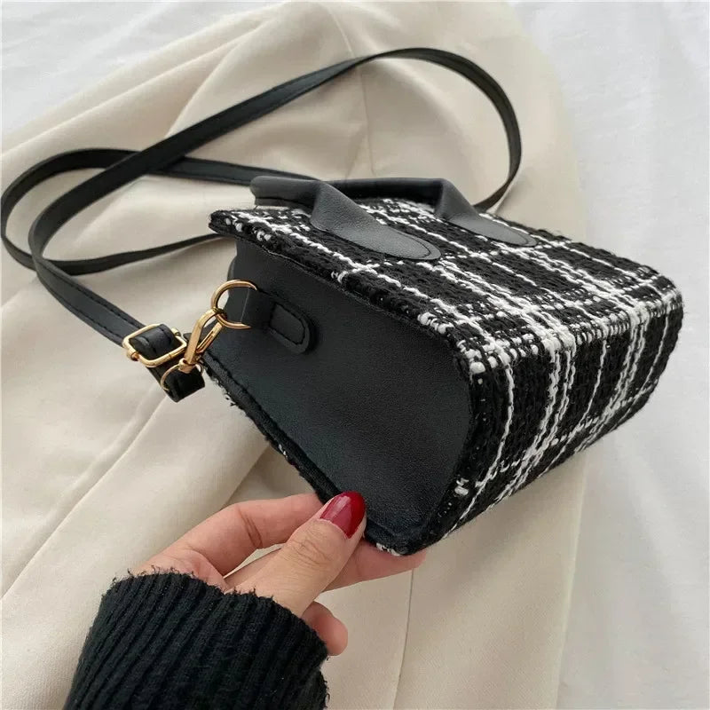 Plaid crossbody bag for women | ORLEVE