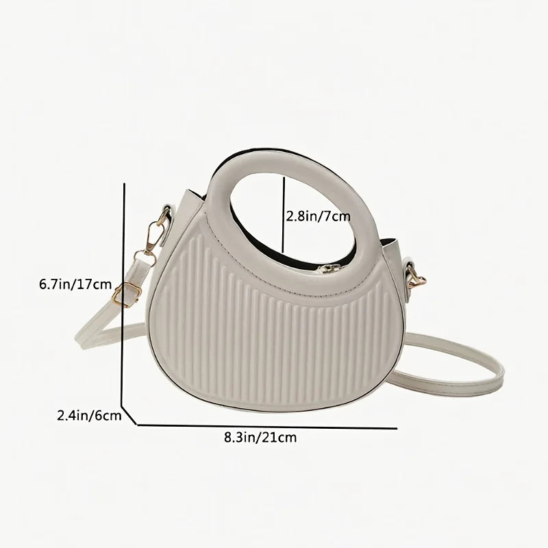 Sequin crescent shoulder bag detail | ORLEVE